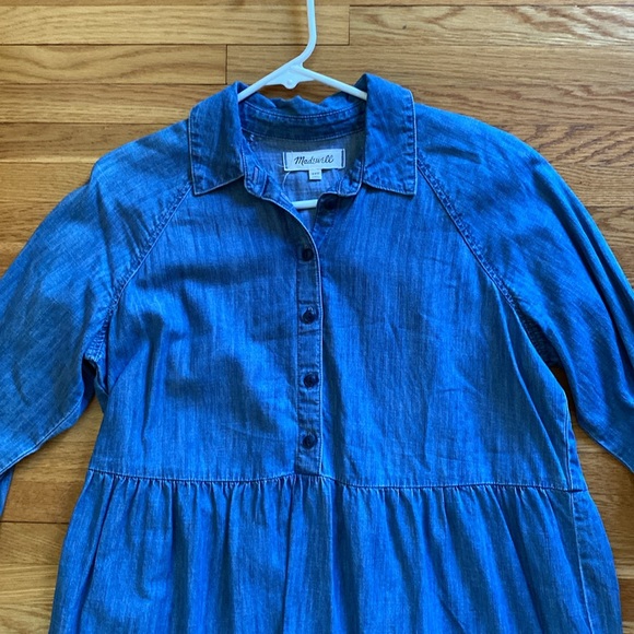 Madewell tiered denim shirtdress - Picture 5 of 9